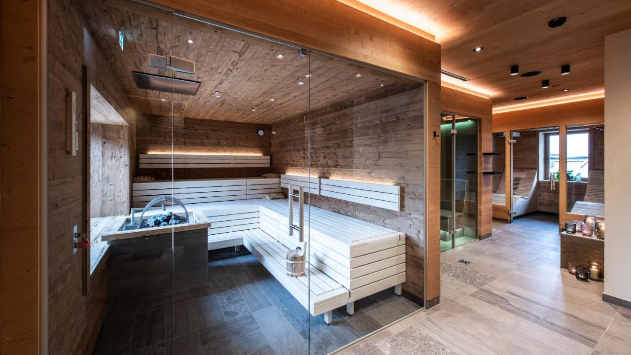 Alpenhotel Kramerwirt Майерхофен Екстериор снимка