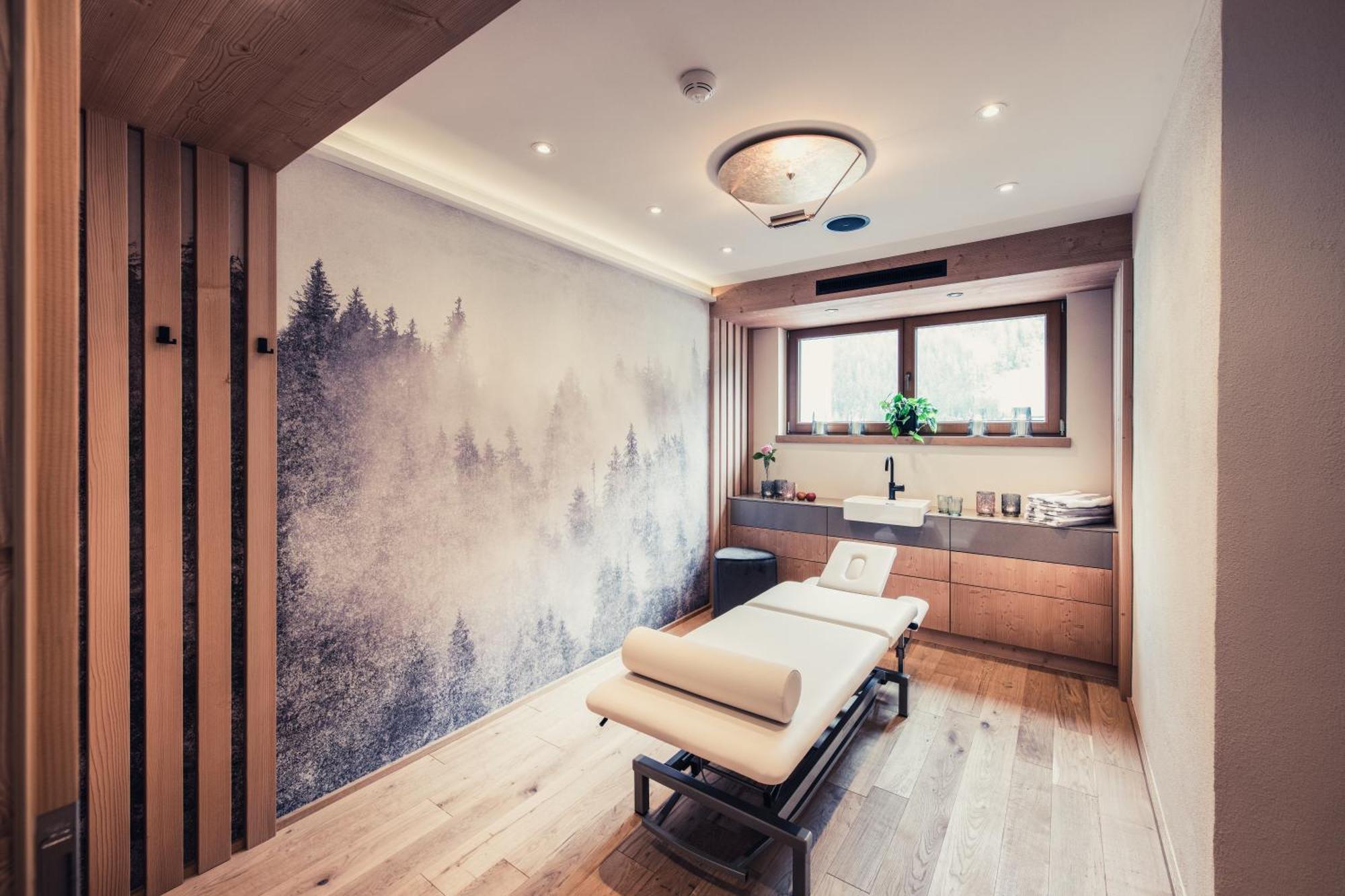 Alpenhotel Kramerwirt Майерхофен Екстериор снимка